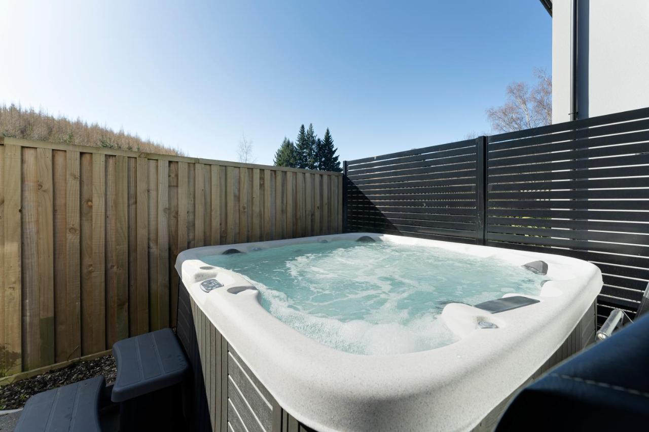 Arthurs Point Retreat - With Hot Tub Куийнстаун Екстериор снимка